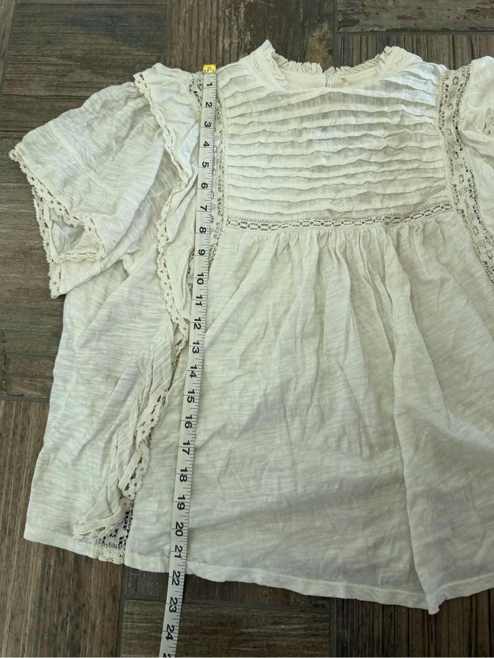 Free People Le Femme Ivory Ruffled Short Sleeve Tee size medium - Picture 7 of 8